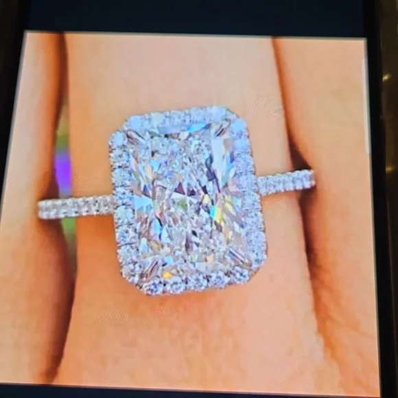 Ring #128249 - Picture 1 of 5